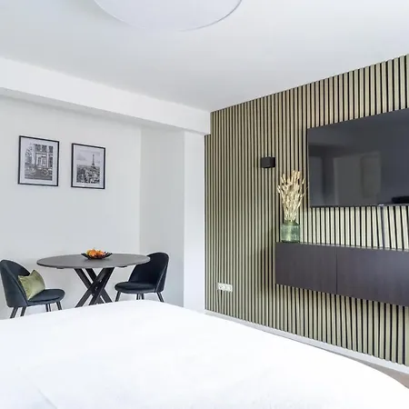 Flat First Appartamento Düsseldorf